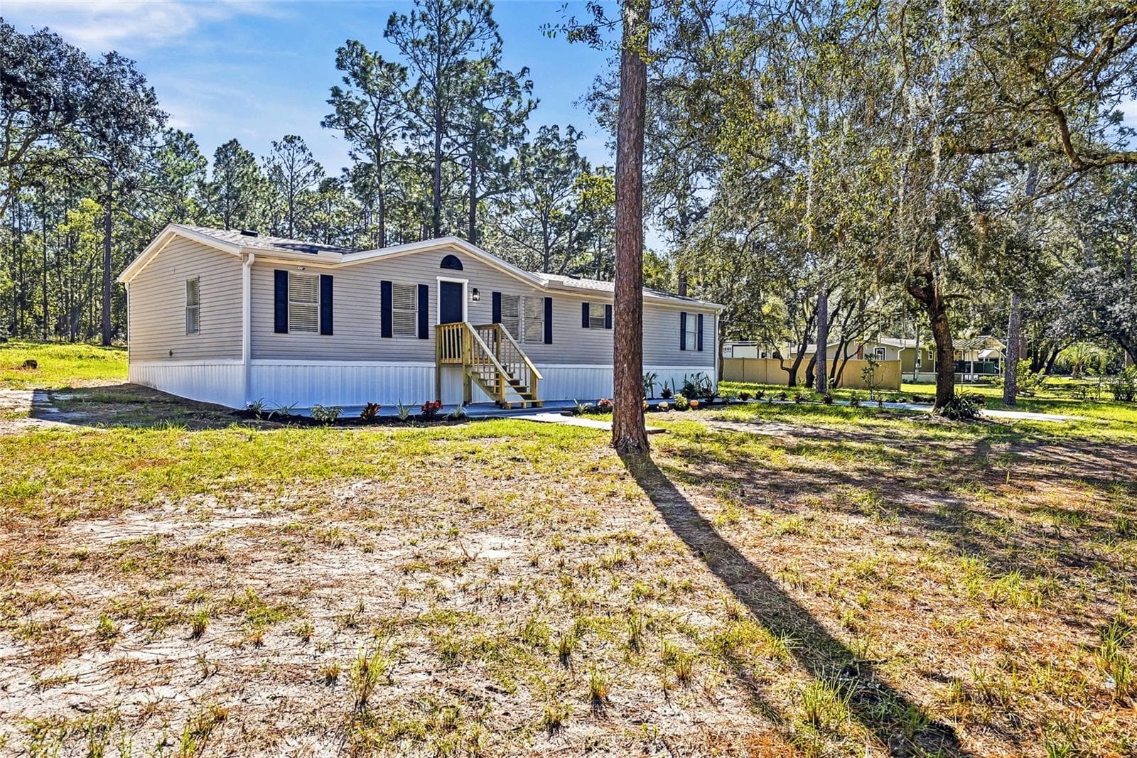 Manufactured Home at 18200 NORMANDEAU ST, SPRING HILL, photo 5 of 51