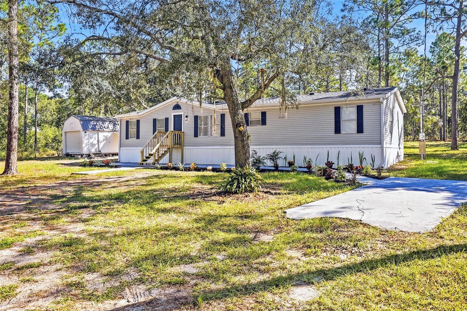 Manufactured Home at 18200 NORMANDEAU ST, SPRING HILL, photo 6 of 51