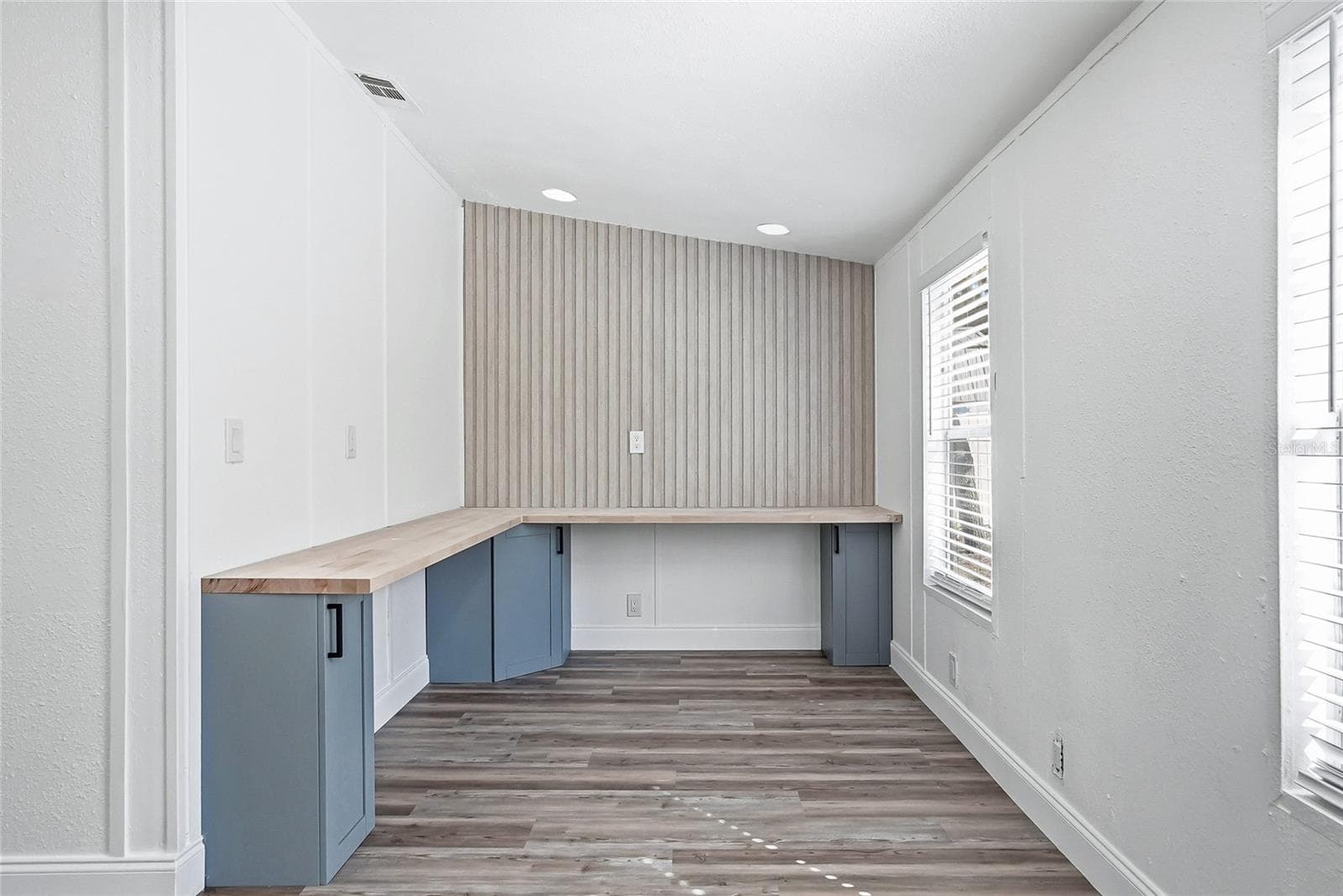 Manufactured Home at 18200 NORMANDEAU ST, SPRING HILL, photo 14 of 51