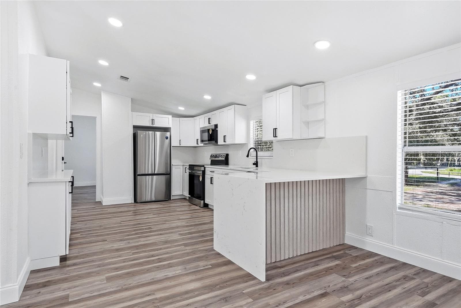 Manufactured Home at 18200 NORMANDEAU ST, SPRING HILL, photo 18 of 51