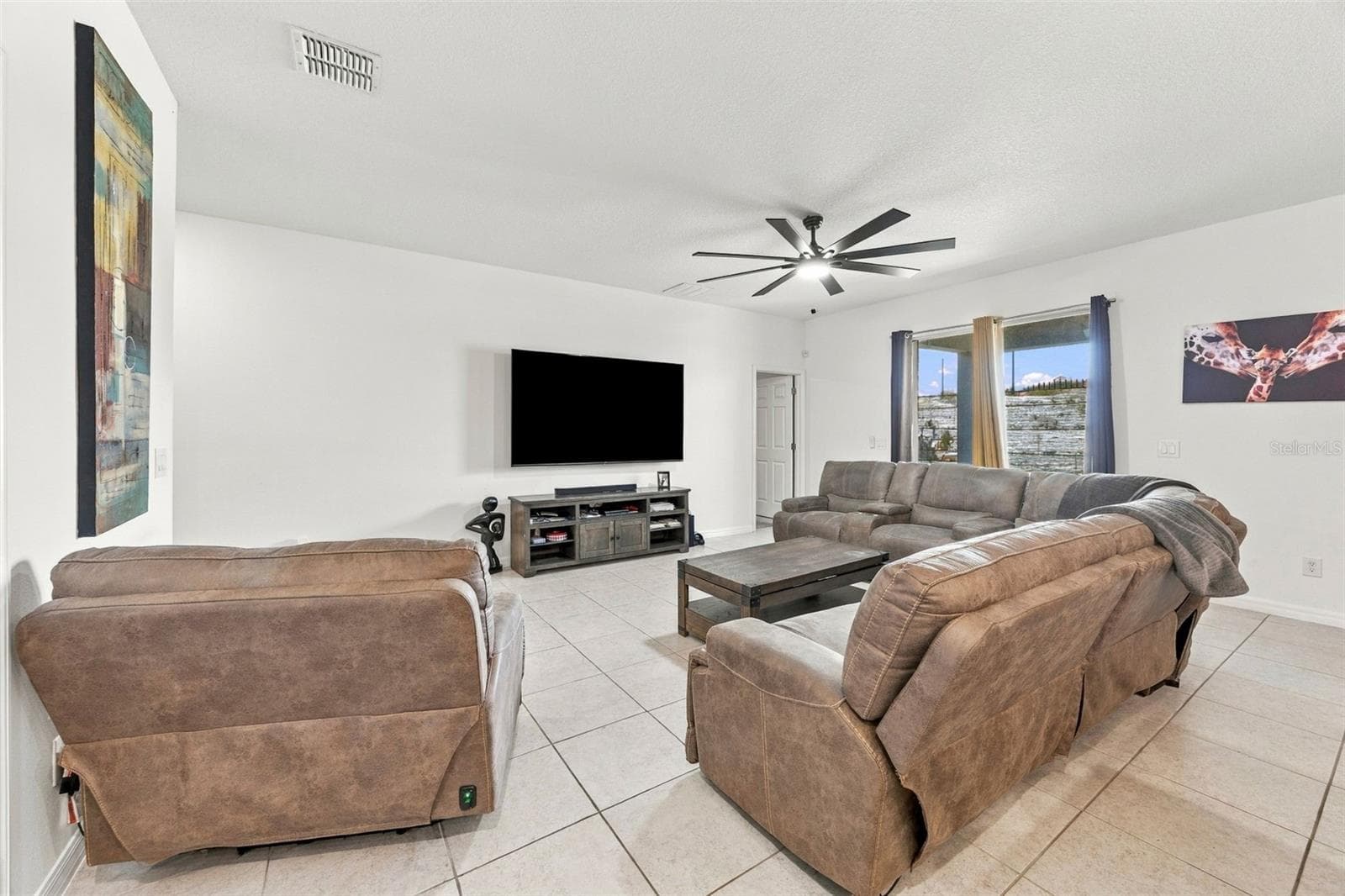 Single Family Residence at 2988 SURAJ CIRCLE, TAVARES, photo 7 of 41