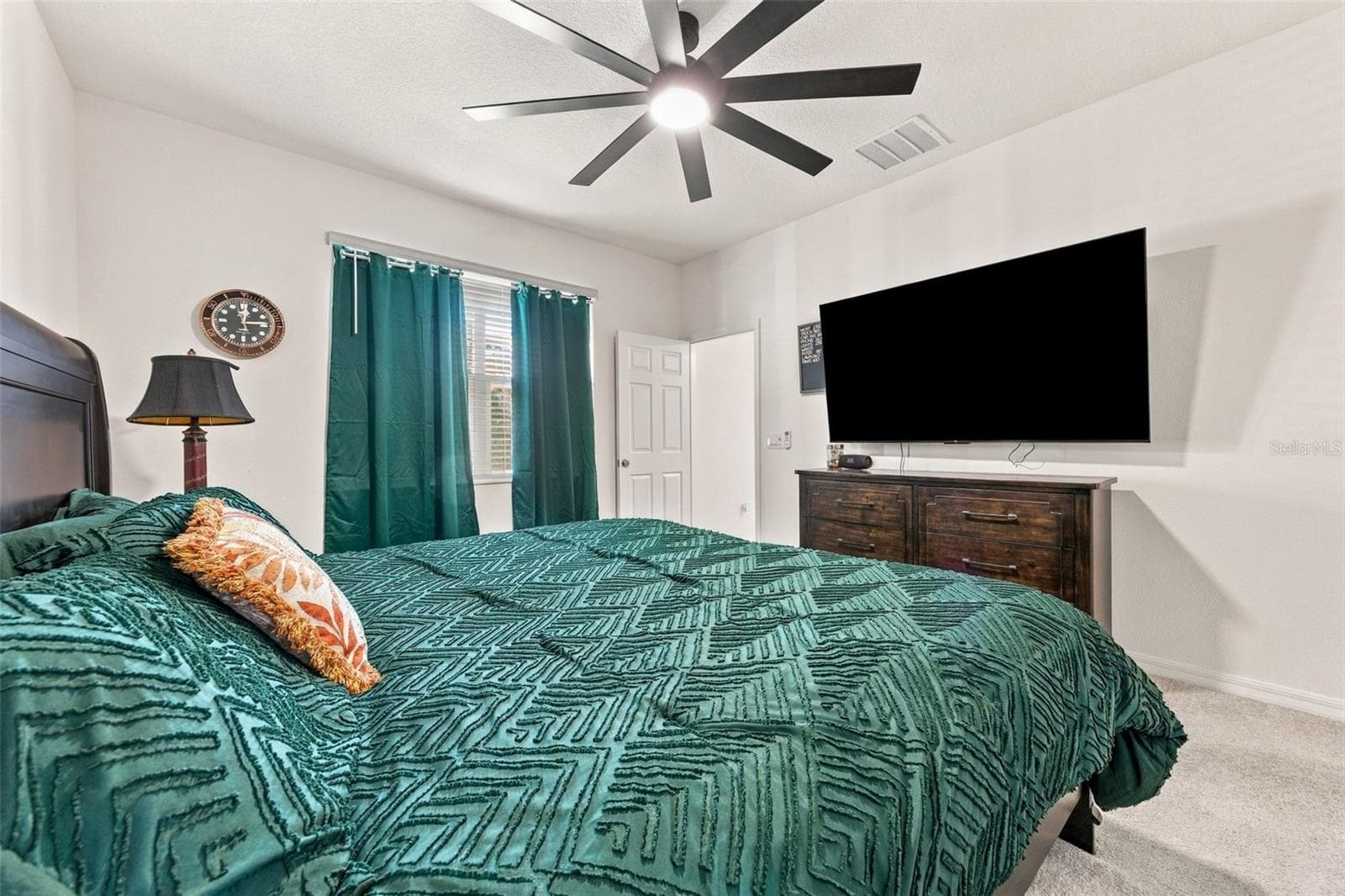 Single Family Residence at 2988 SURAJ CIRCLE, TAVARES, photo 18 of 41