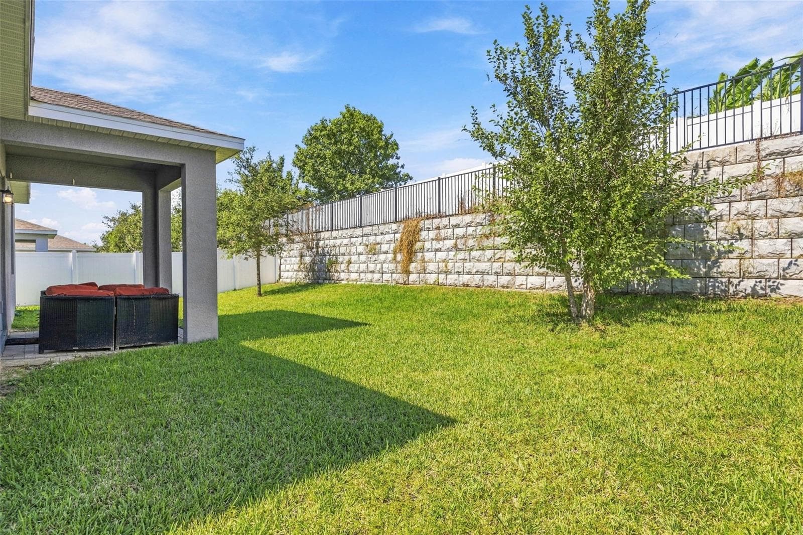 Single Family Residence at 2988 SURAJ CIRCLE, TAVARES, photo 33 of 41