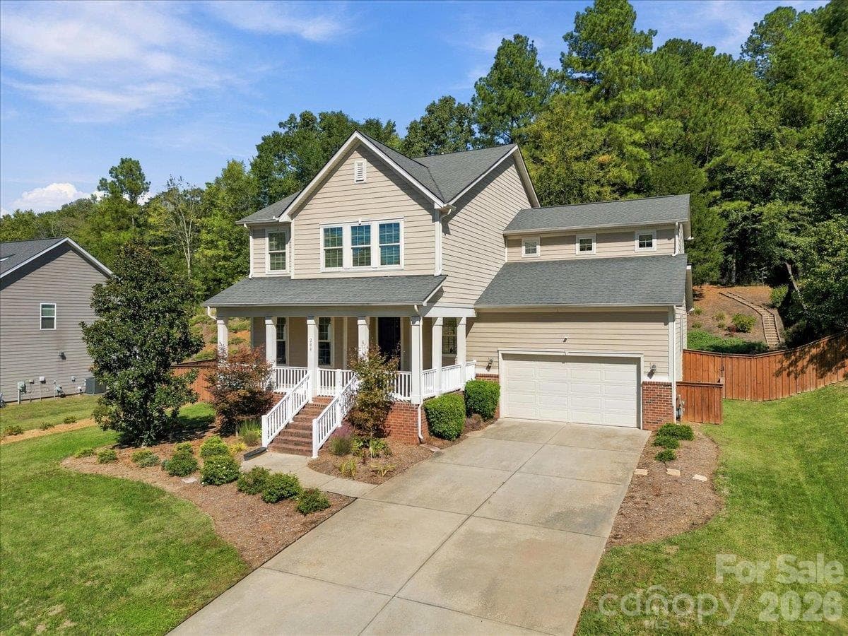Single Family Residence at 204 Southfork Lane, Belmont, photo 2 of 28