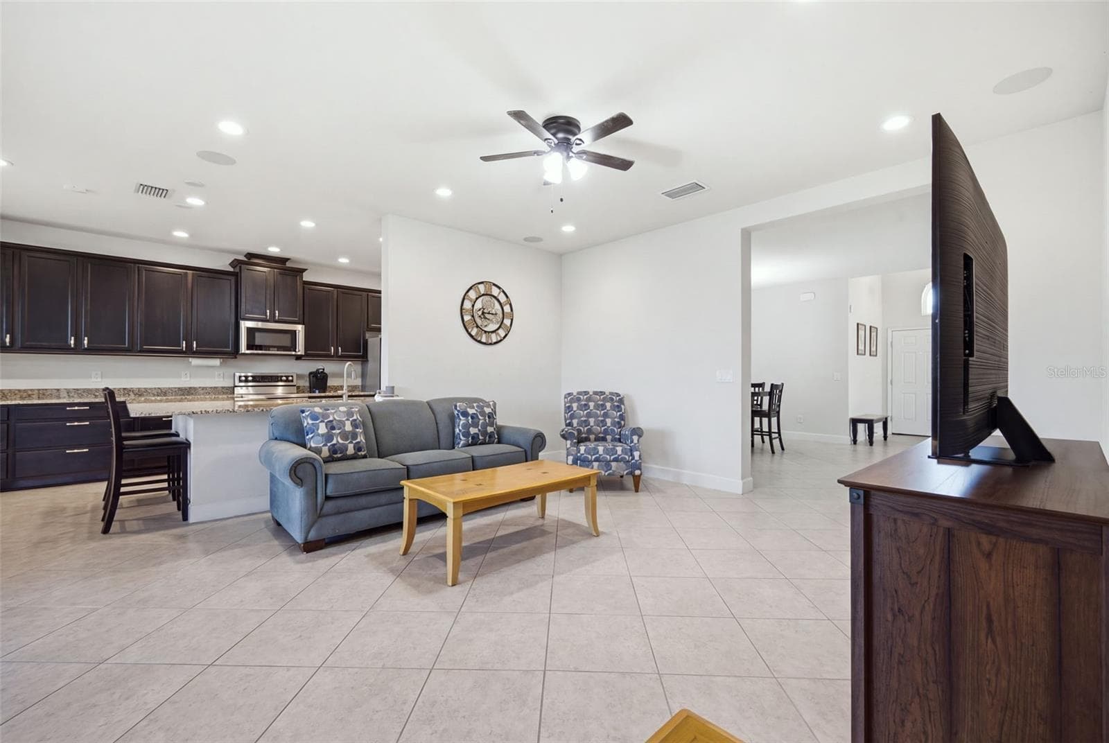 Single Family Residence at 5514 69TH PL E, ELLENTON, photo 4 of 50