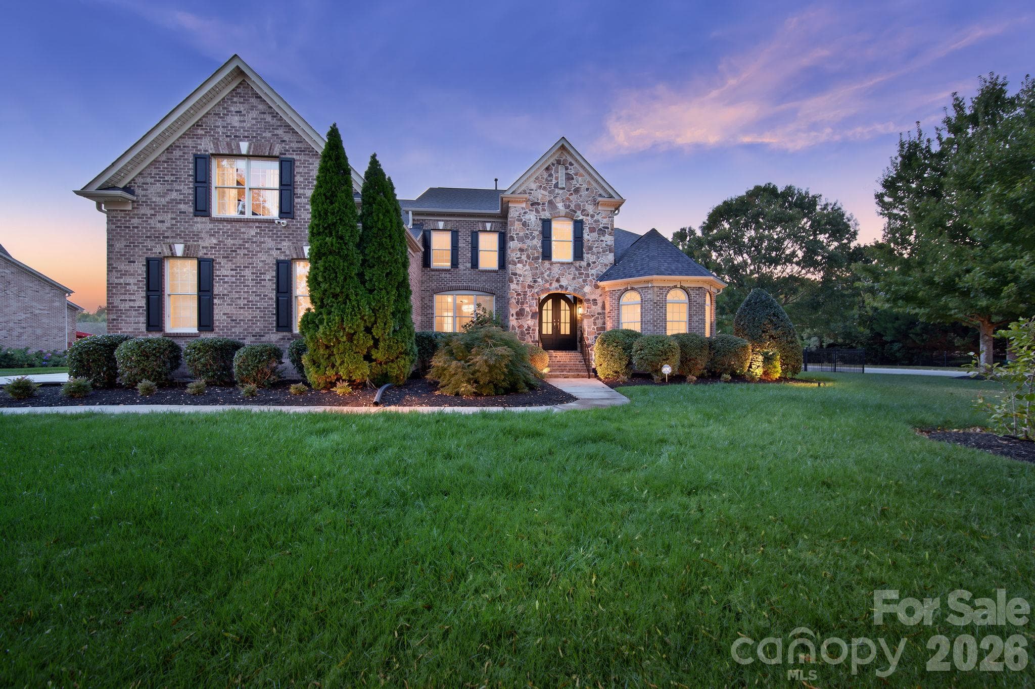 5017 Autumn Blossom Lane