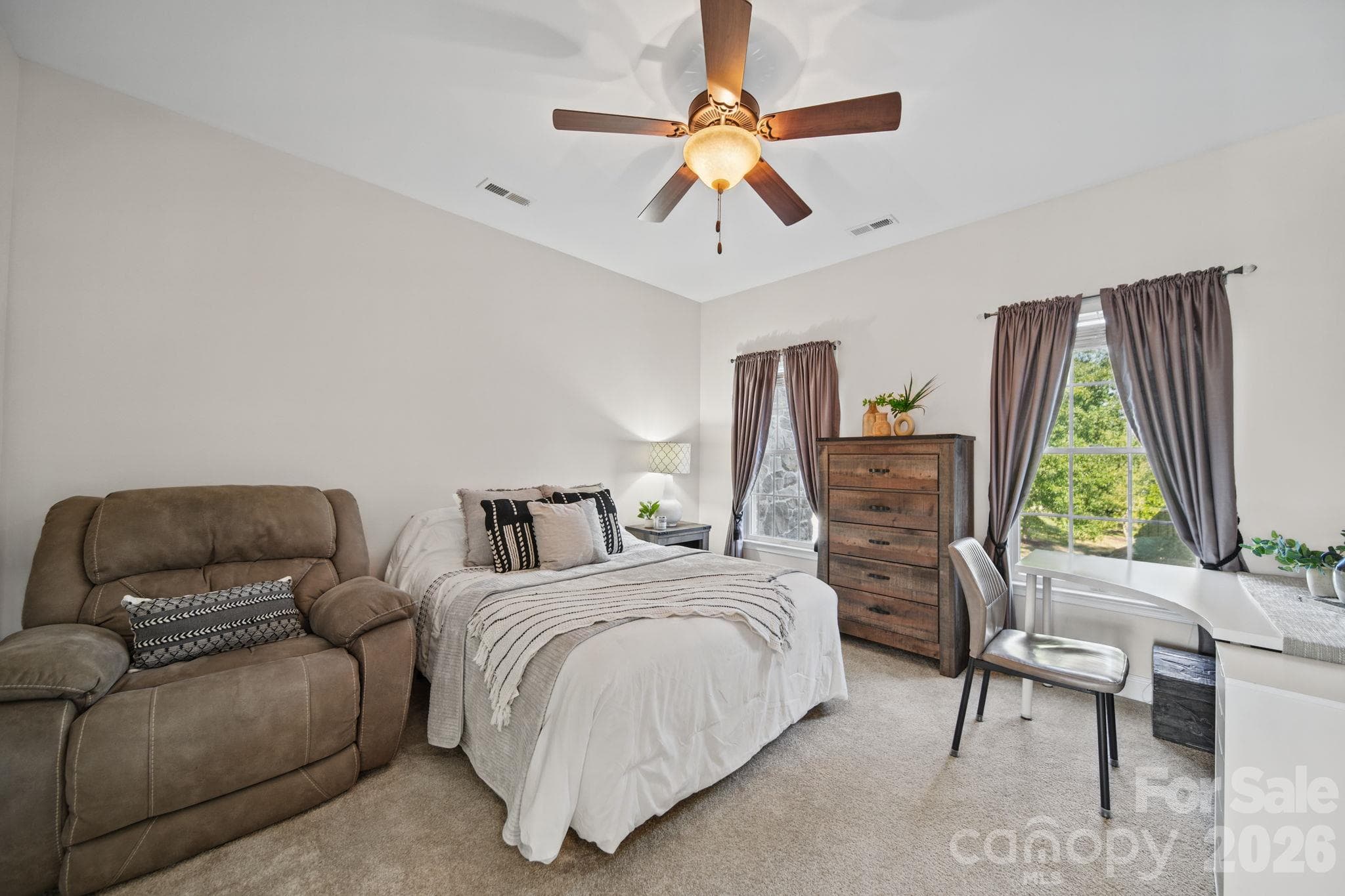 Single Family Residence at 5017 Autumn Blossom Lane, Waxhaw, photo 34 of 48
