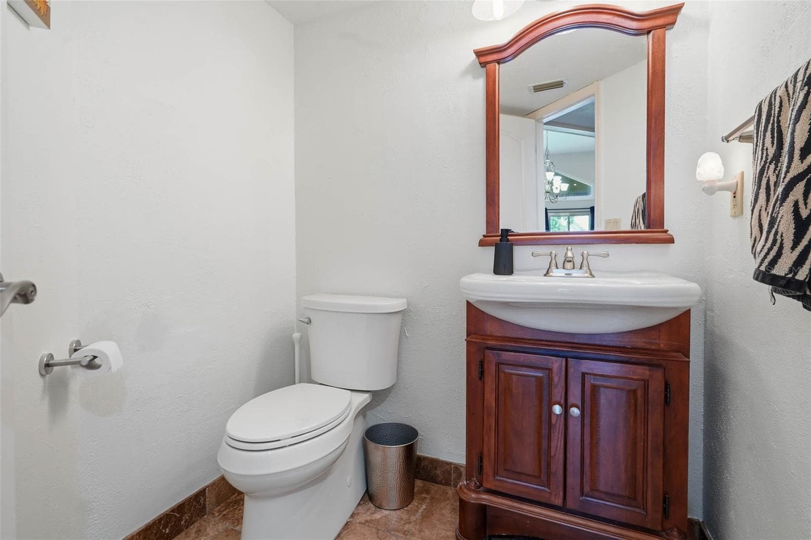 Single Family Residence at 2715 MOCK ORANGE CT, VALRICO, photo 12 of 56