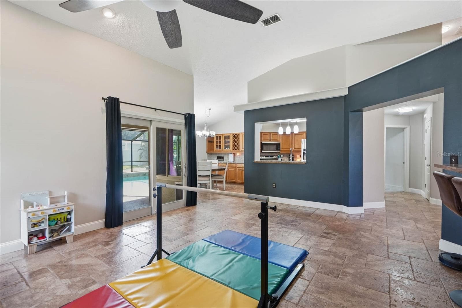 Single Family Residence at 2715 MOCK ORANGE CT, VALRICO, photo 15 of 56
