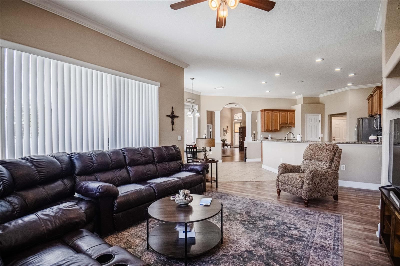 Single Family Residence at 6714 HARTSWORTH DR, LAKELAND, photo 13 of 46