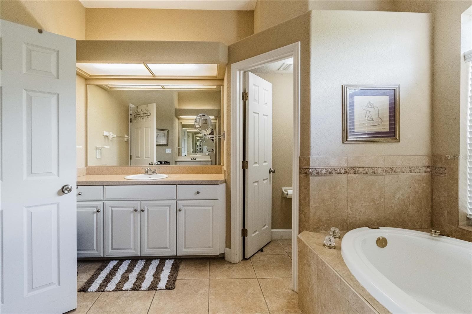Single Family Residence at 6714 HARTSWORTH DR, LAKELAND, photo 24 of 46