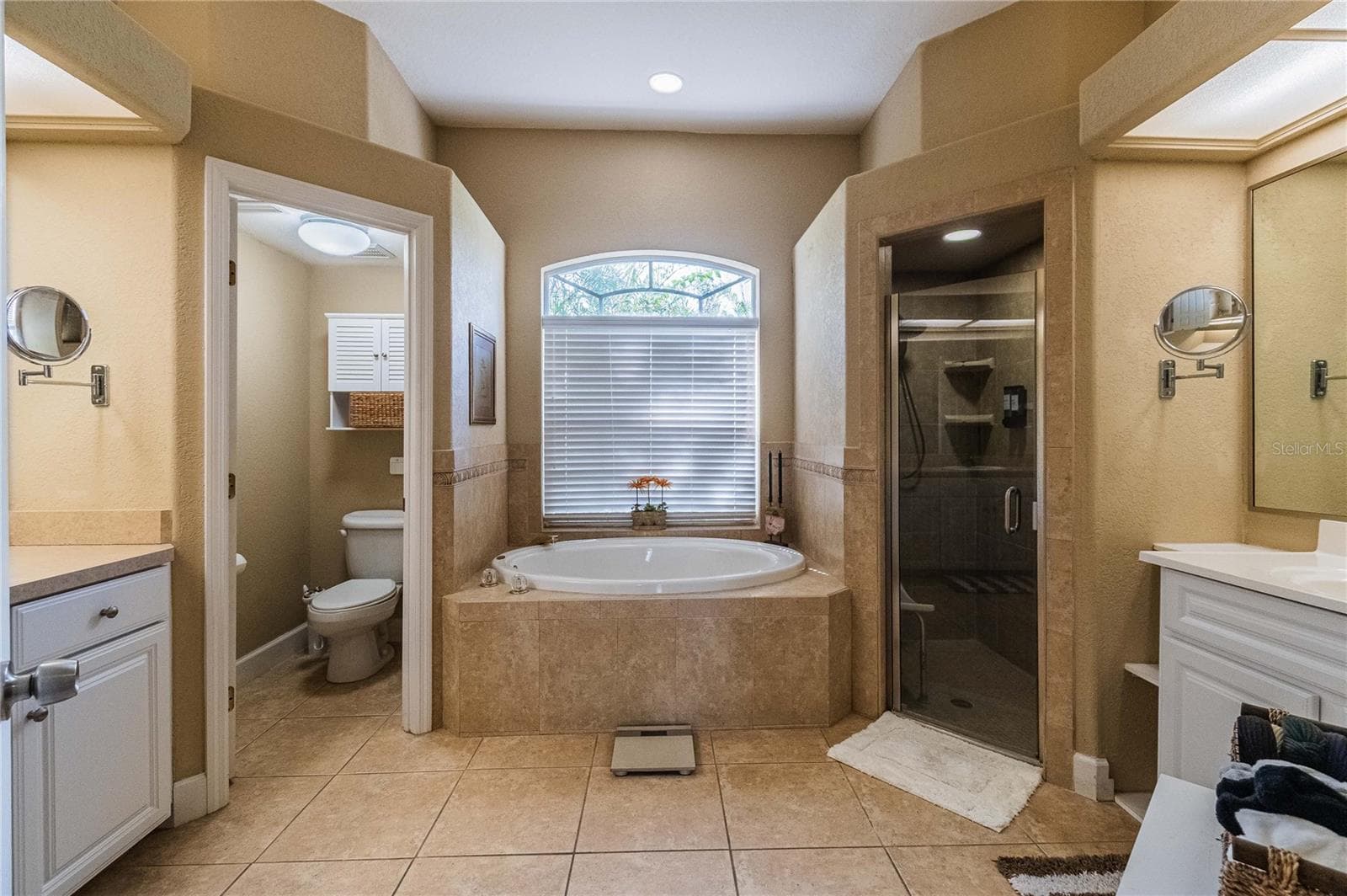 Single Family Residence at 6714 HARTSWORTH DR, LAKELAND, photo 26 of 46