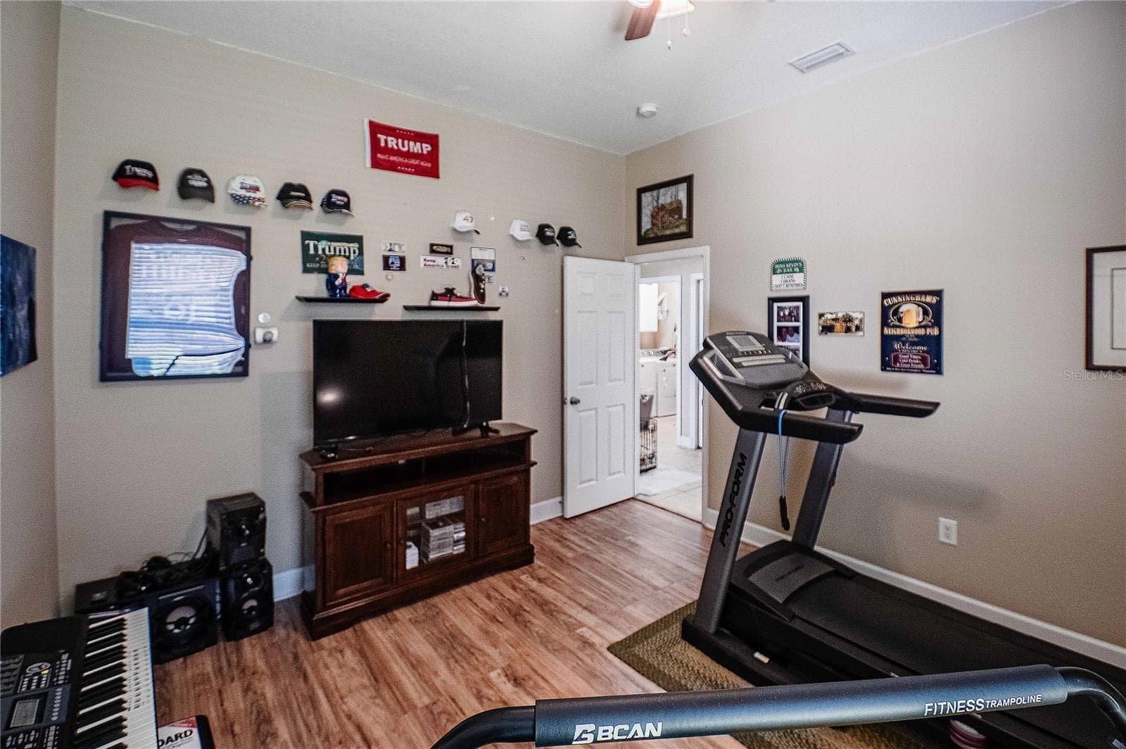 Single Family Residence at 6714 HARTSWORTH DR, LAKELAND, photo 31 of 46