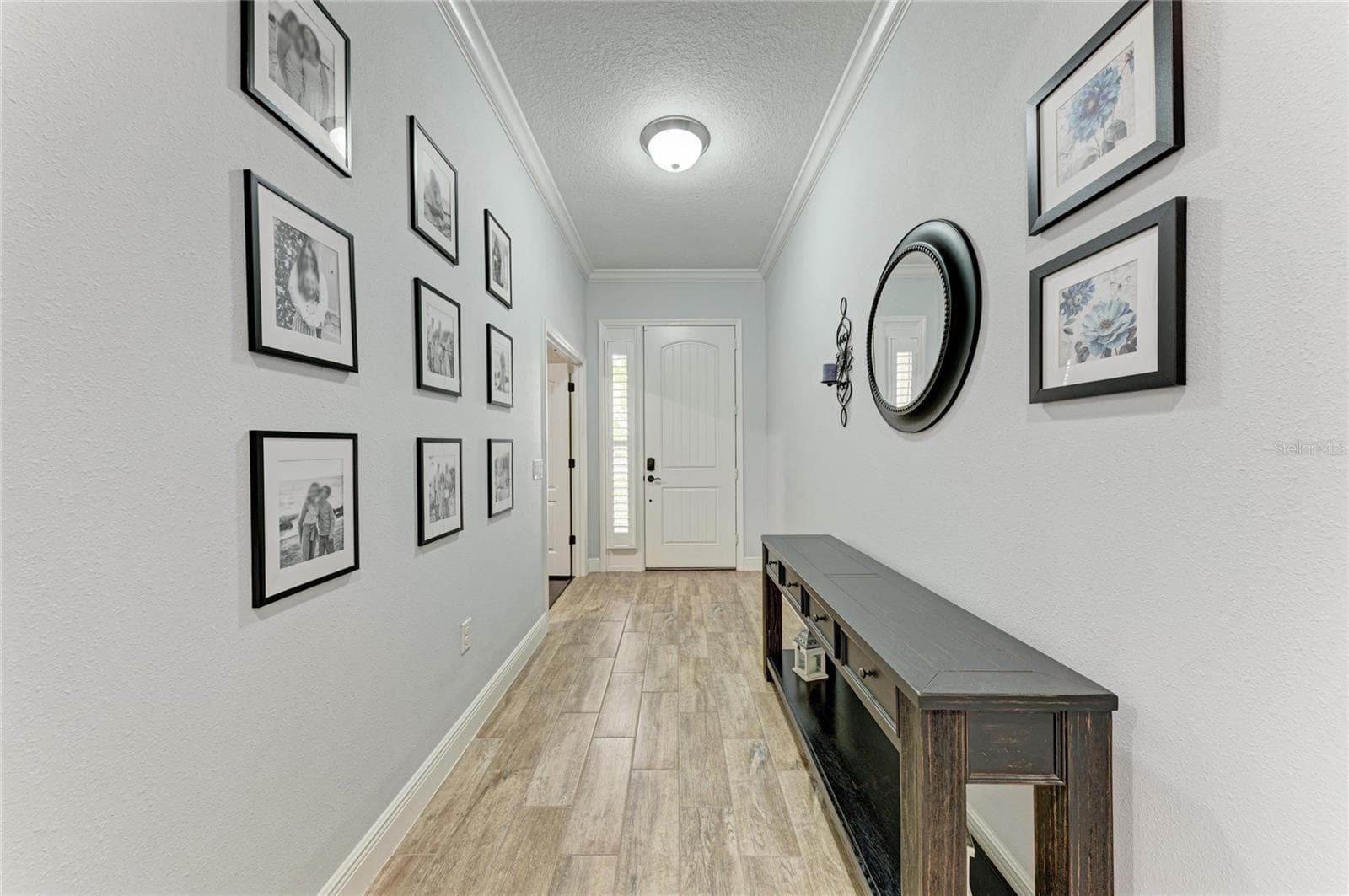 Entryway - 12642 HARNEY ST, VENICE