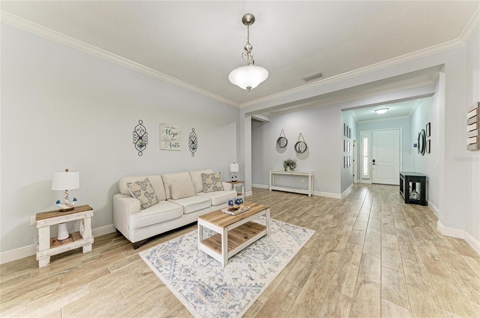 Family Room - 12642 HARNEY ST, VENICE