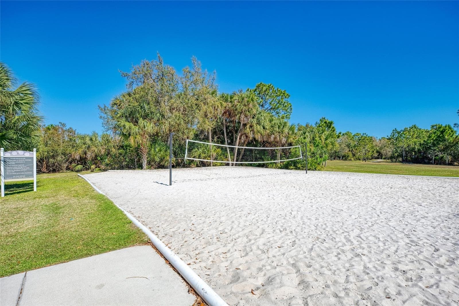 Single Family Residence at 12642 HARNEY ST, VENICE, photo 86 of 95