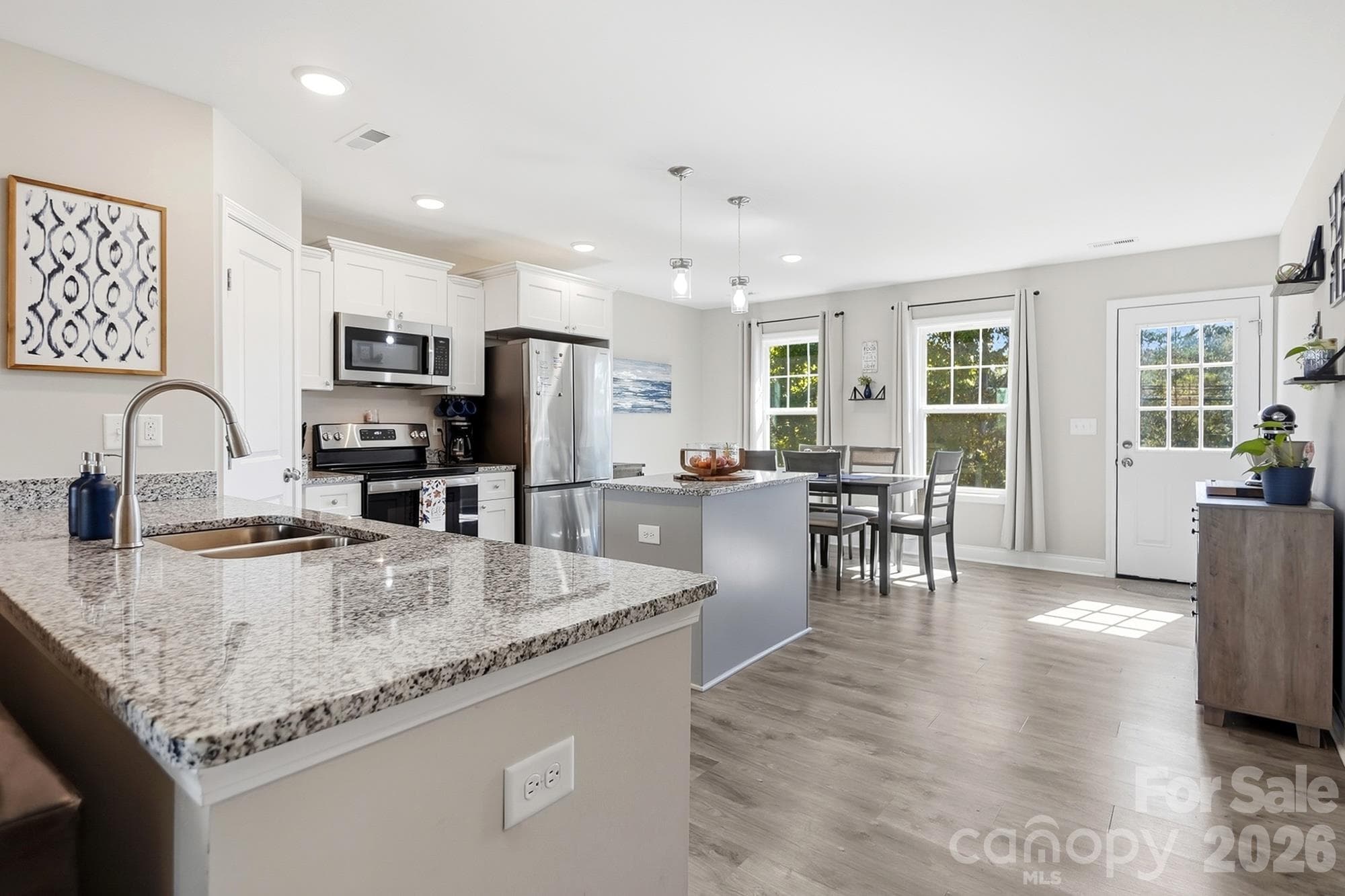Single Family Residence at 8680 Foil Street, Mount Pleasant, photo 10 of 39