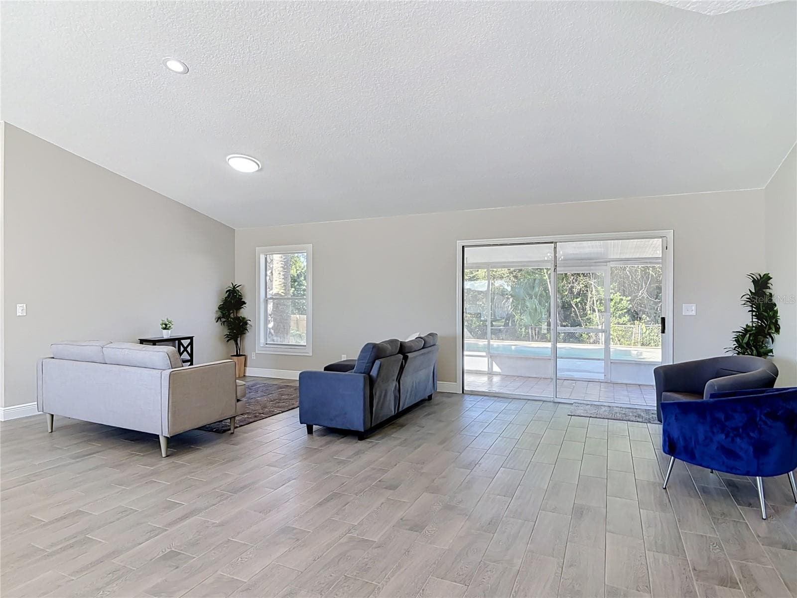 Single Family Residence at 3025 FOXBORO CIR, DELTONA, photo 19 of 68