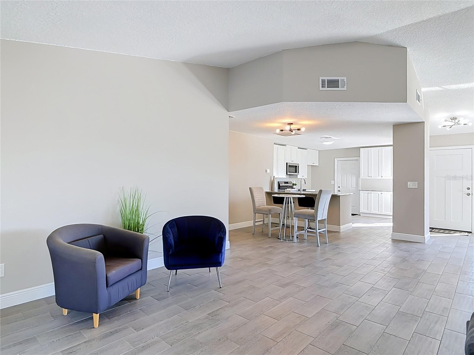 Single Family Residence at 3025 FOXBORO CIR, DELTONA, photo 21 of 68