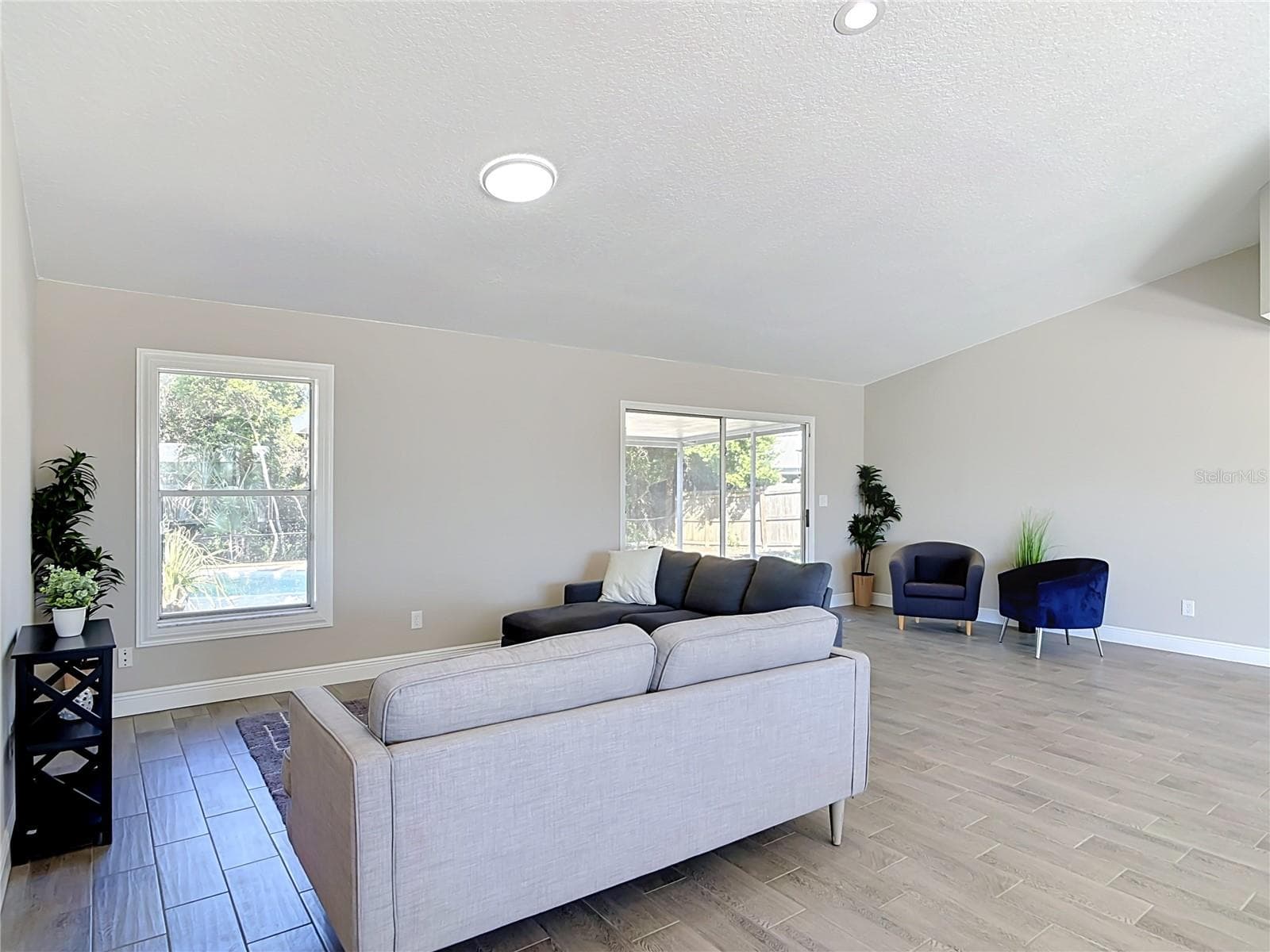 Single Family Residence at 3025 FOXBORO CIR, DELTONA, photo 24 of 68