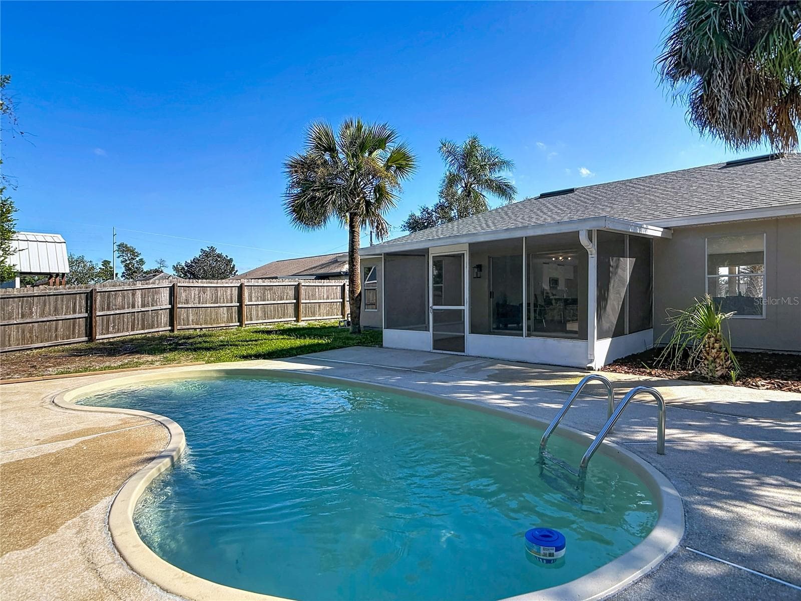 Single Family Residence at 3025 FOXBORO CIR, DELTONA, photo 47 of 68
