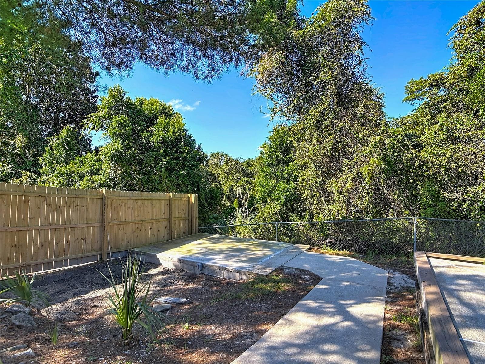 Single Family Residence at 3025 FOXBORO CIR, DELTONA, photo 52 of 68