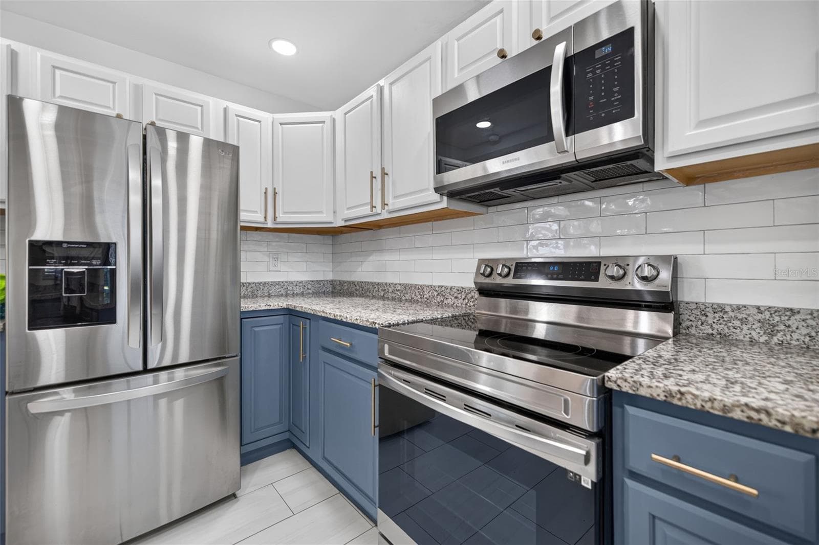Single Family Residence at 7116 DATE PALM AVE S, ST PETERSBURG, photo 9 of 29