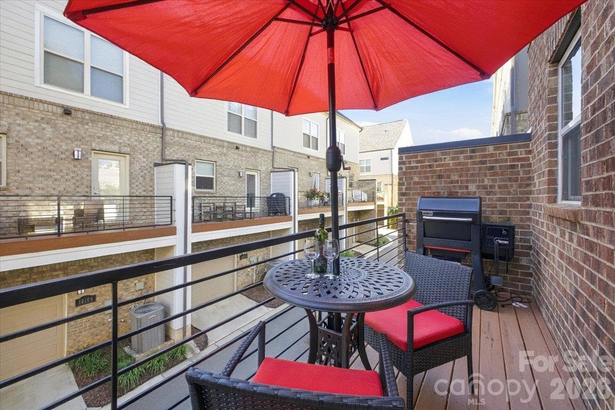 Townhouse at 12107 Brooklyn Avenue, Charlotte, photo 17 of 37