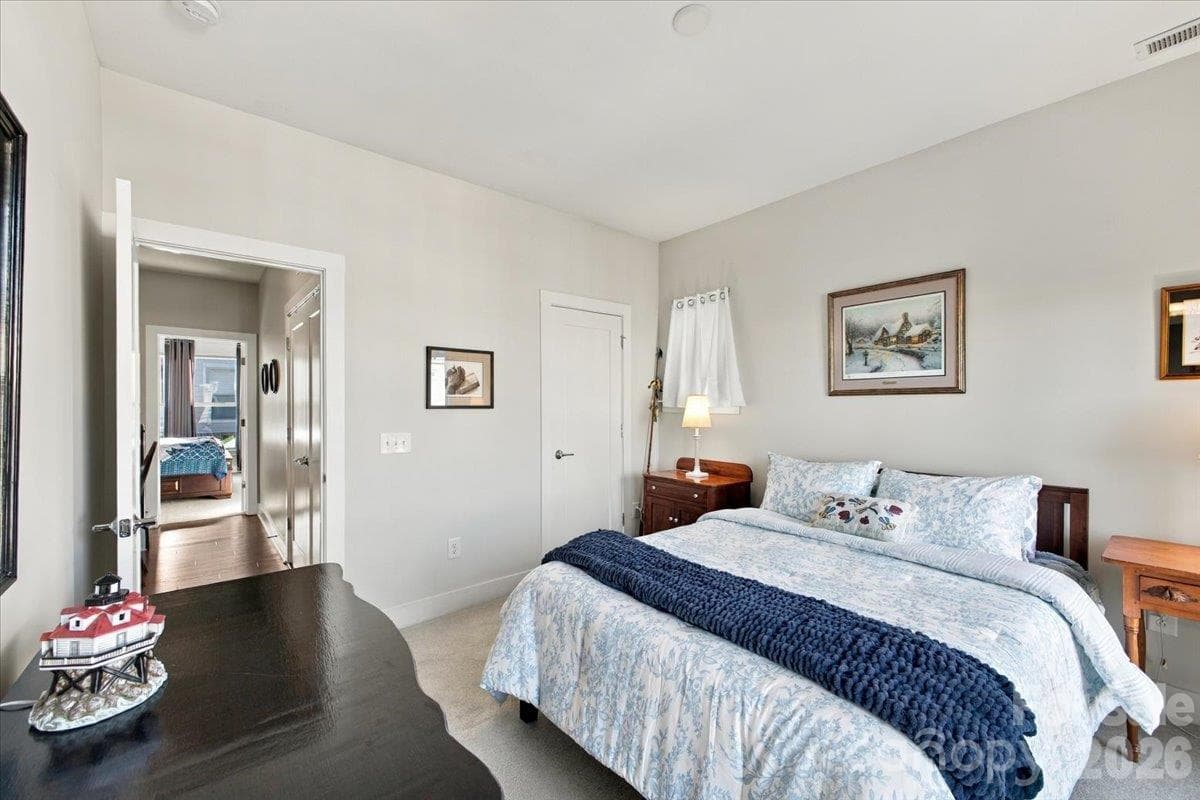 Townhouse at 12107 Brooklyn Avenue, Charlotte, photo 26 of 37