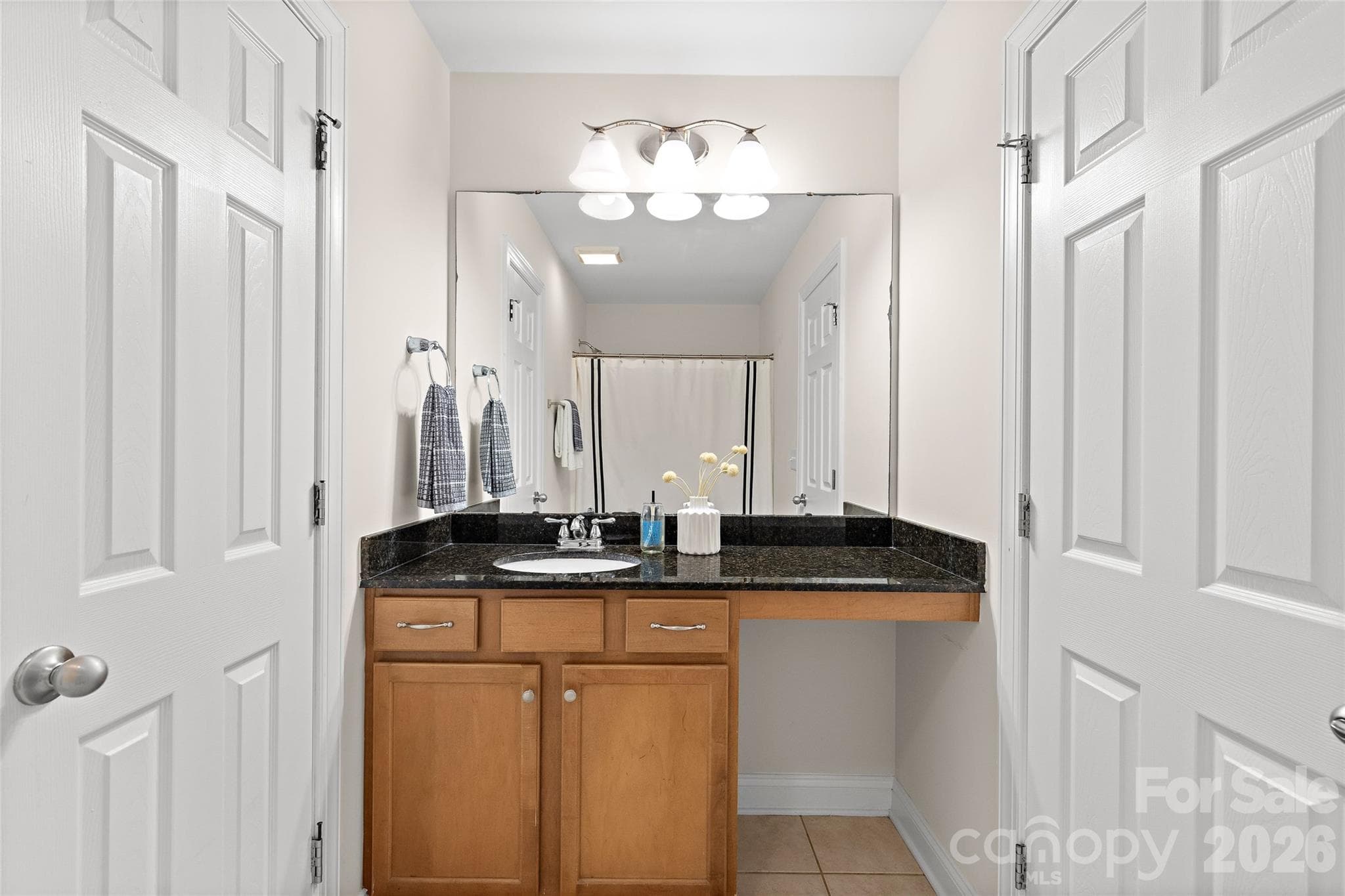 Single Family Residence at 3317 Bridgewick Road, Waxhaw, photo 25 of 31