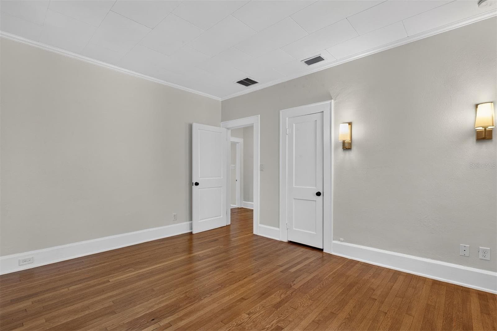 Single Family Residence at 421 NE BOULEVARD, GAINESVILLE, photo 20 of 42