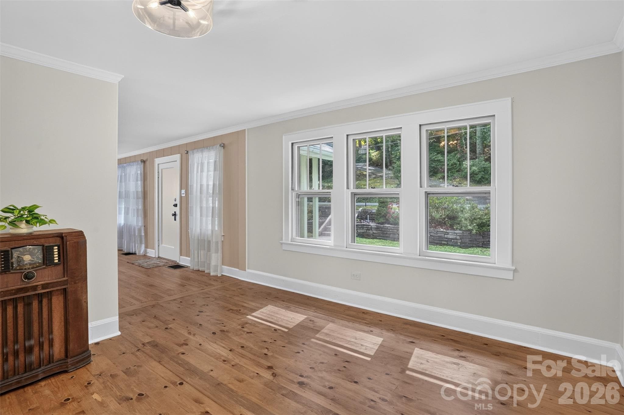Single Family Residence at 409 Lockhart Road, Tryon, photo 16 of 42