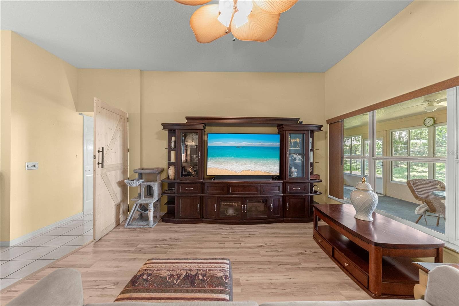 Single Family Residence at 4165 N STEWART WAY, BEVERLY HILLS, photo 10 of 40