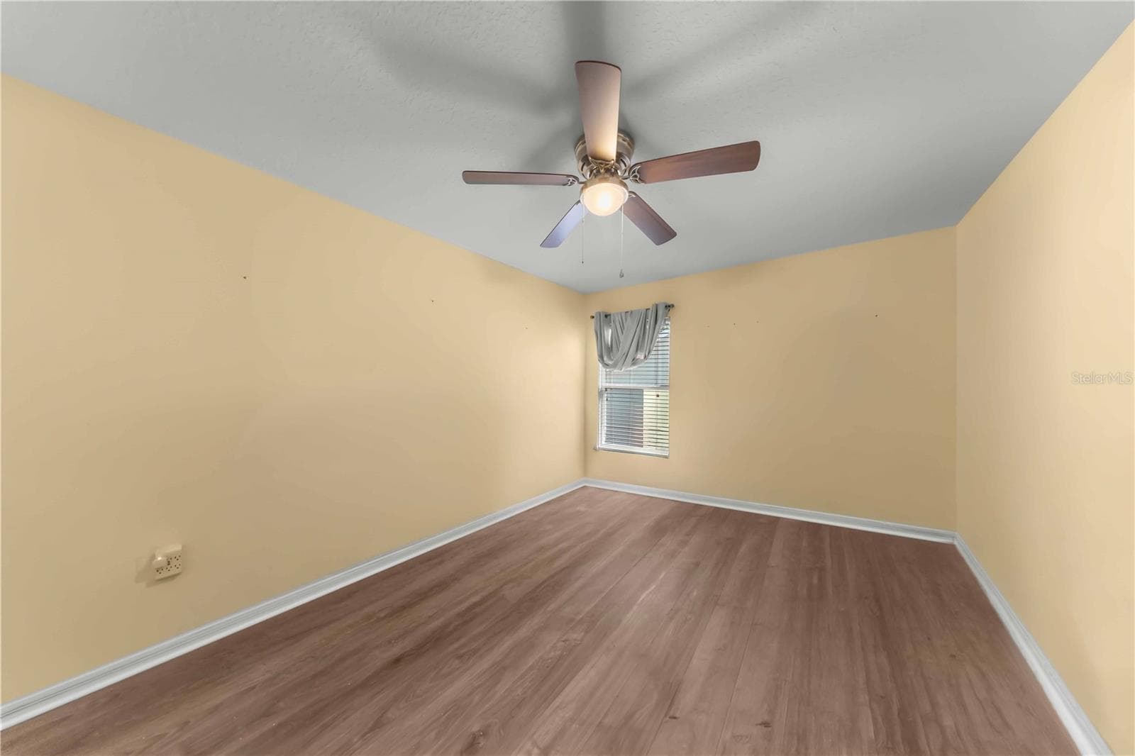 Single Family Residence at 4165 N STEWART WAY, BEVERLY HILLS, photo 26 of 40