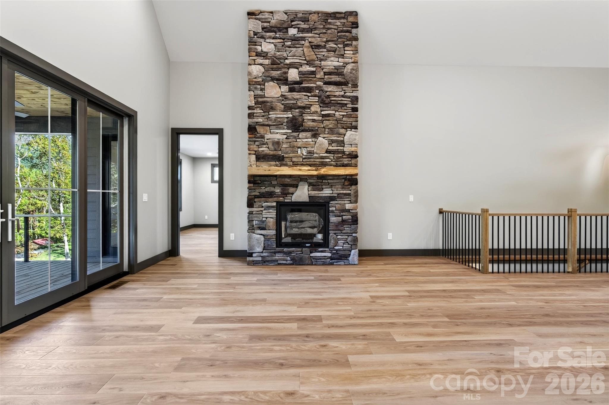 Living-Dining (Main) - 51 Bear Tree Cove, Canton