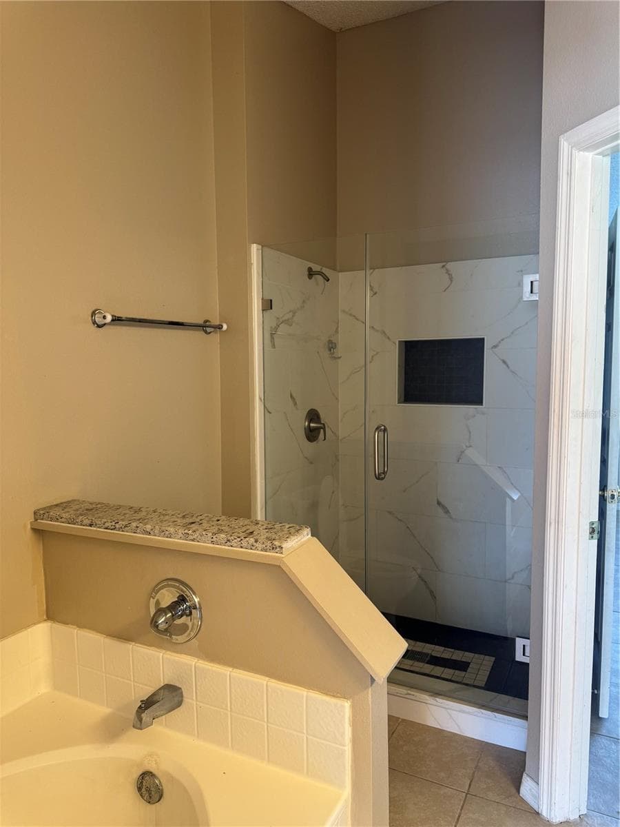 Single Family Residence at 317 CHELMSFORD CT, KISSIMMEE, photo 12 of 24
