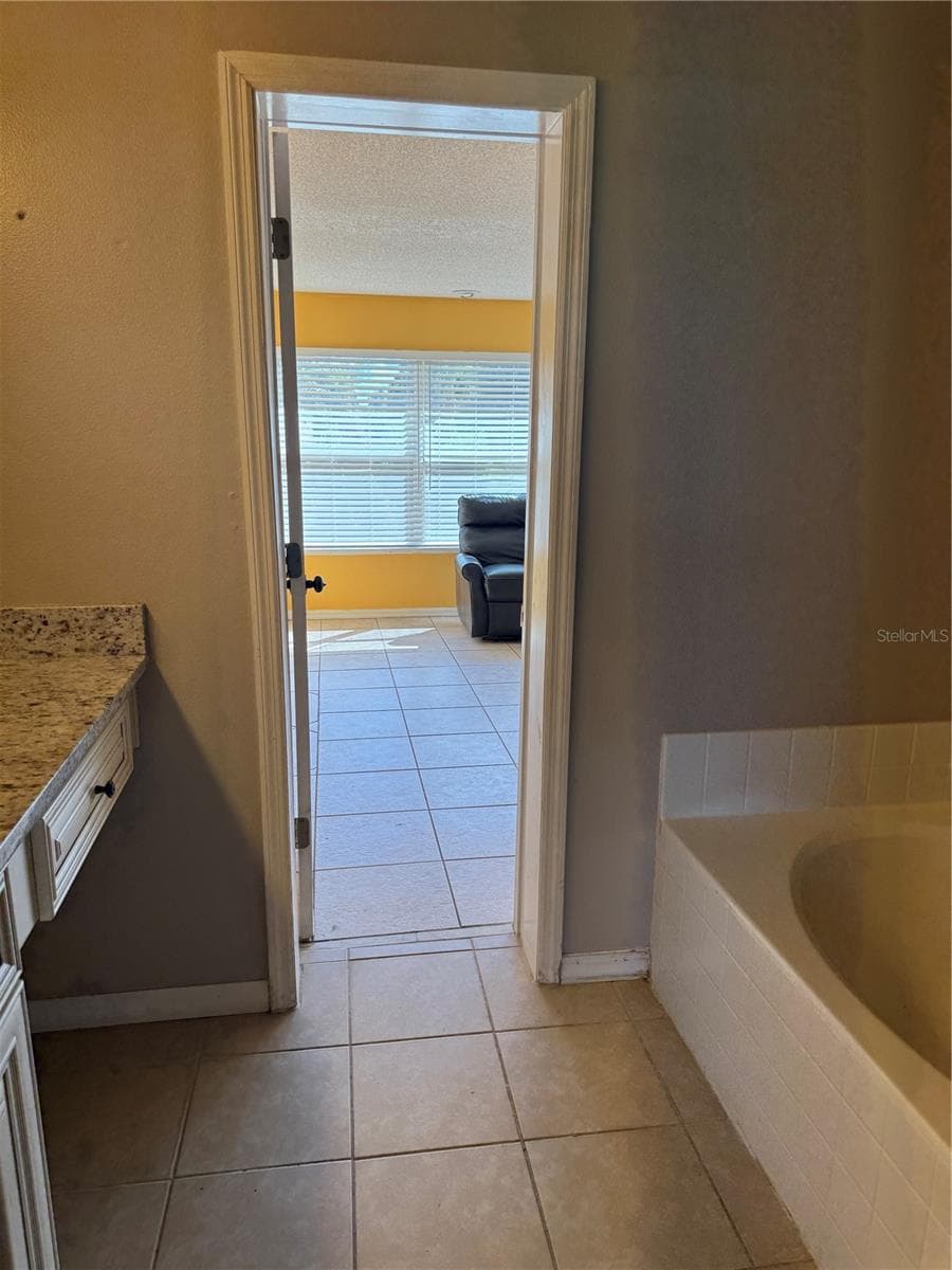 Single Family Residence at 317 CHELMSFORD CT, KISSIMMEE, photo 14 of 24