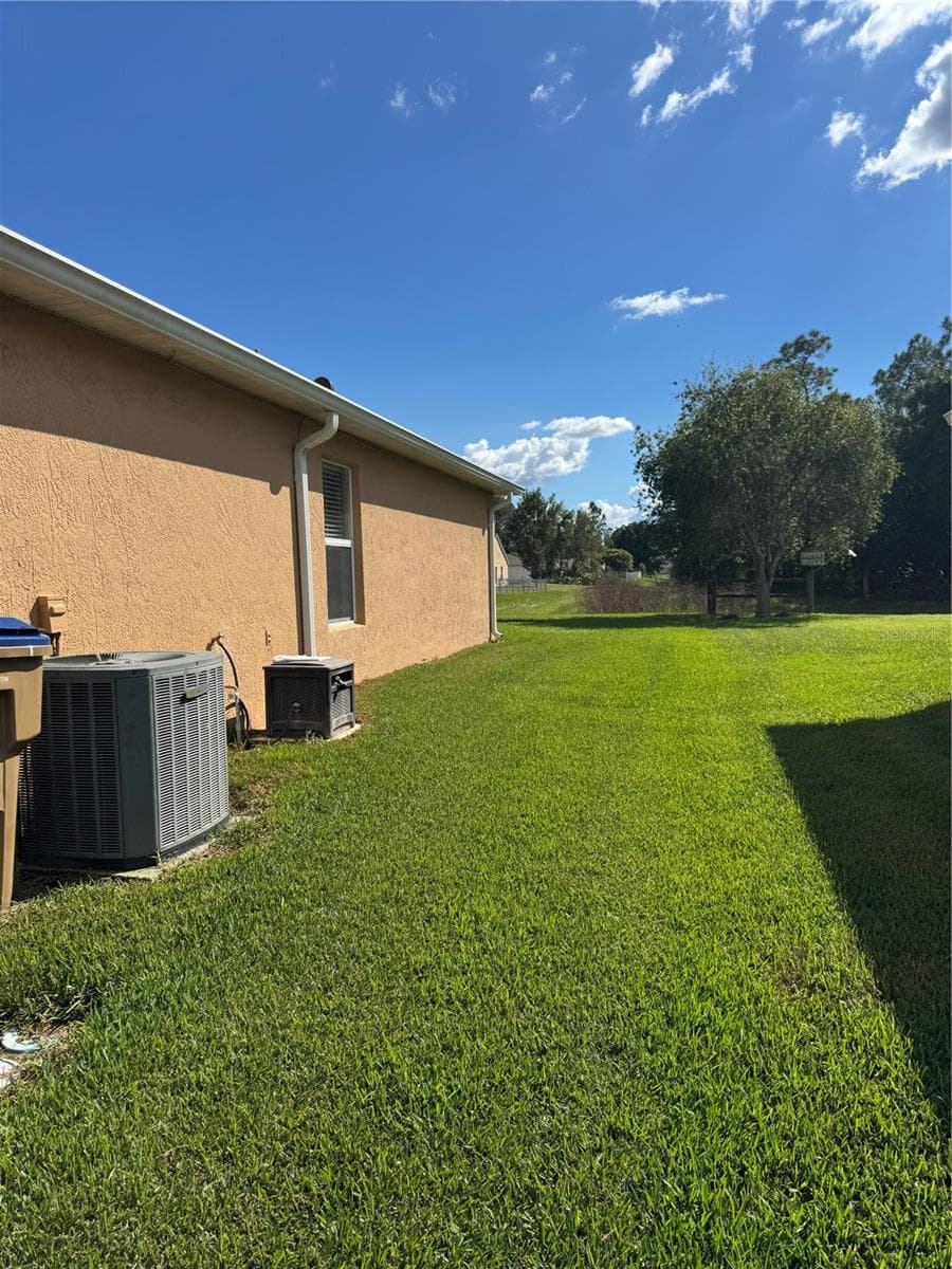 Single Family Residence at 317 CHELMSFORD CT, KISSIMMEE, photo 22 of 24