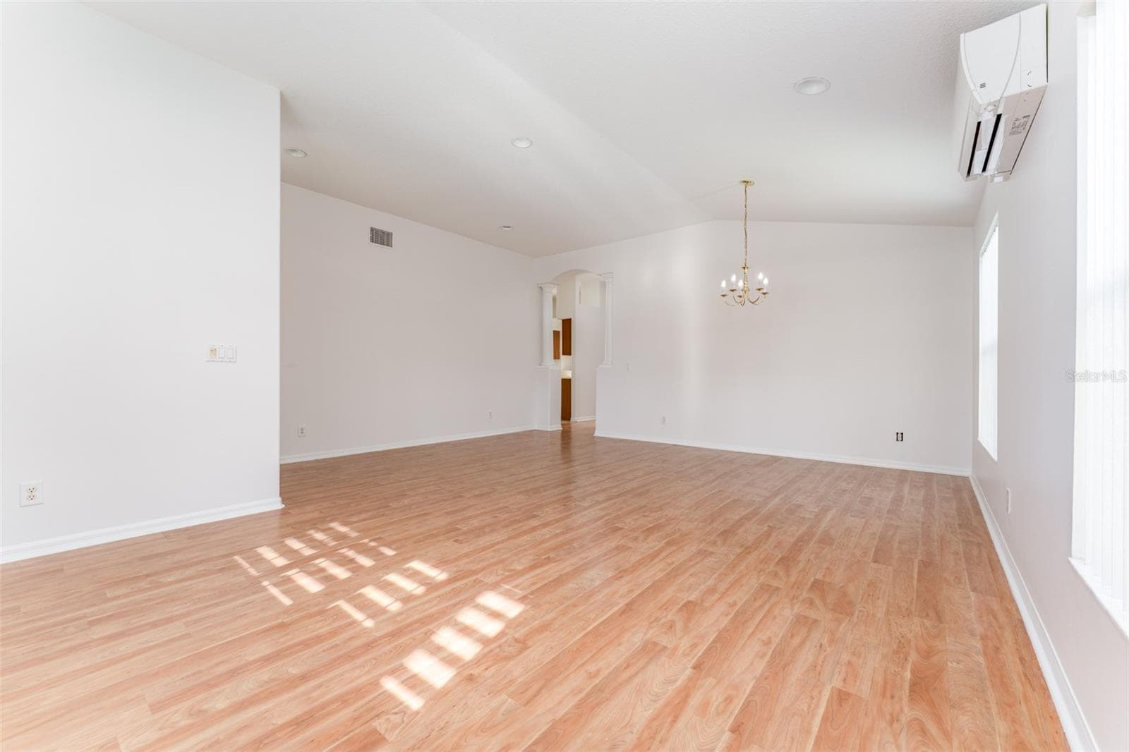 Single Family Residence at 1127 ROLLING STONE RUN, ODESSA, photo 9 of 55