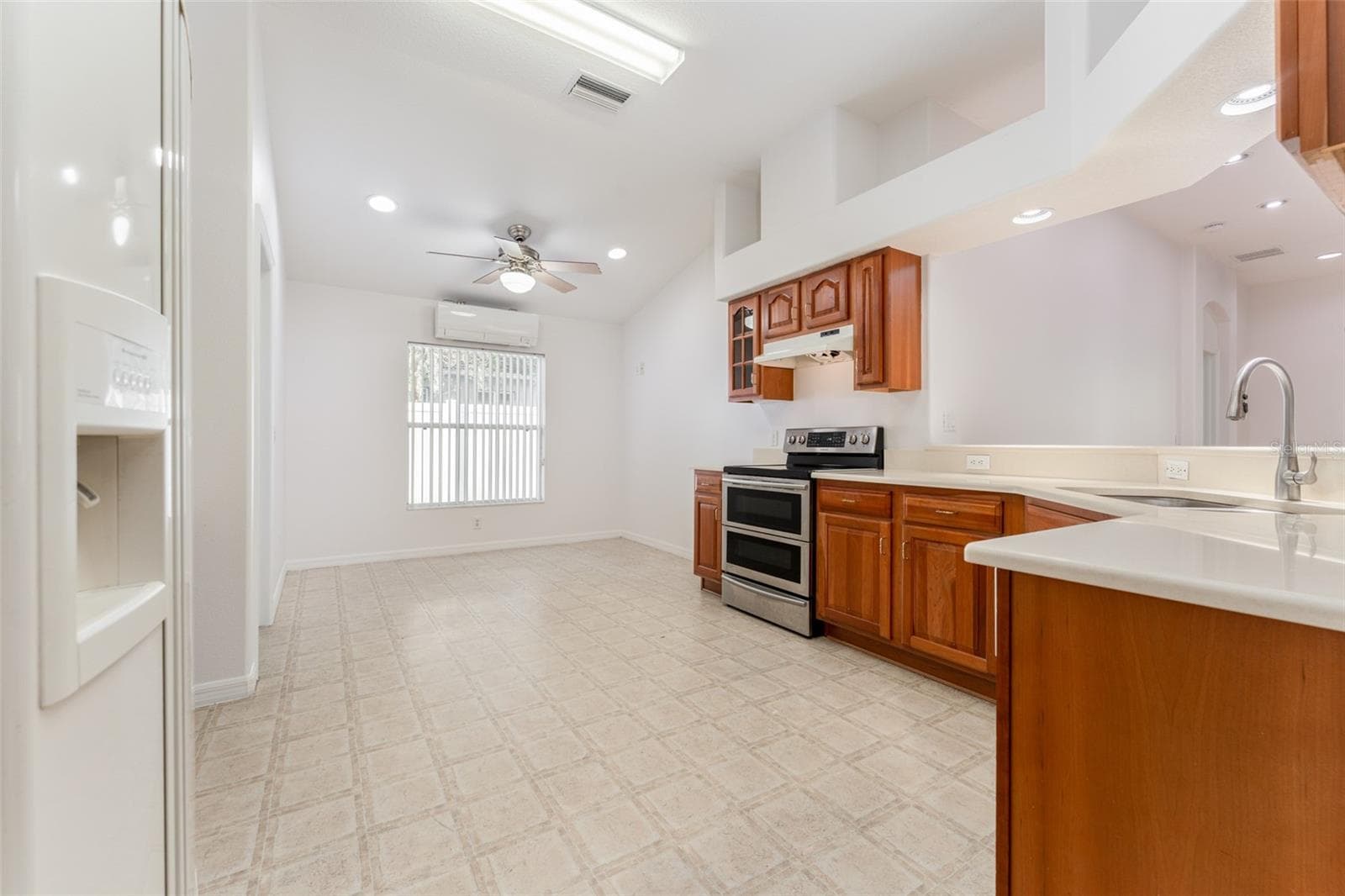 Single Family Residence at 1127 ROLLING STONE RUN, ODESSA, photo 15 of 55