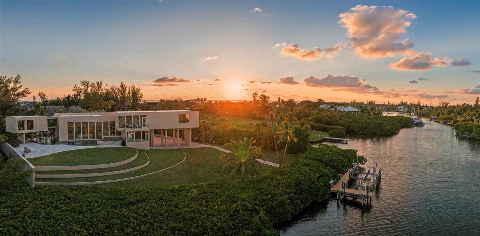 Single Family Residence at 6610 GULF OF MEXICO DR, LONGBOAT KEY, photo 2 of 100