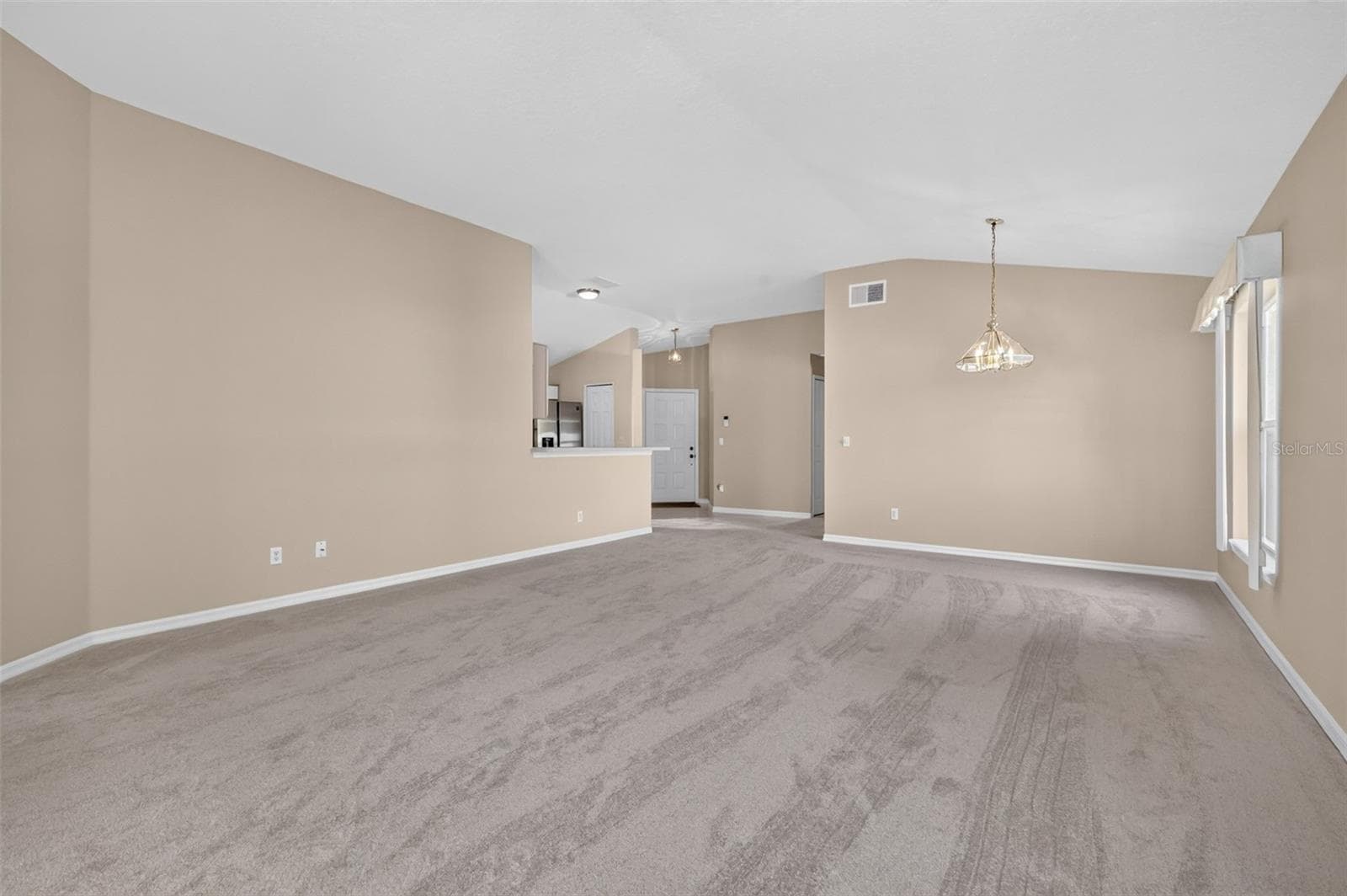 Single Family Residence at 3032 ANDOVER CT, MOUNT DORA, photo 10 of 51