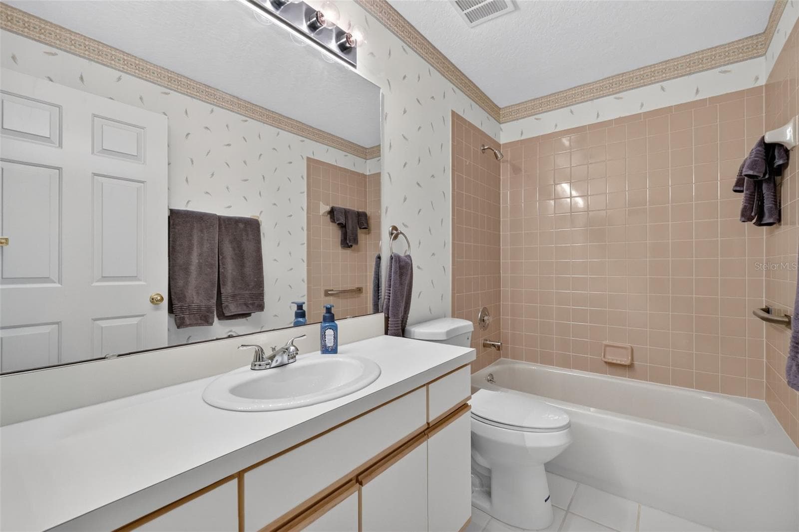 Single Family Residence at 3032 ANDOVER CT, MOUNT DORA, photo 23 of 51