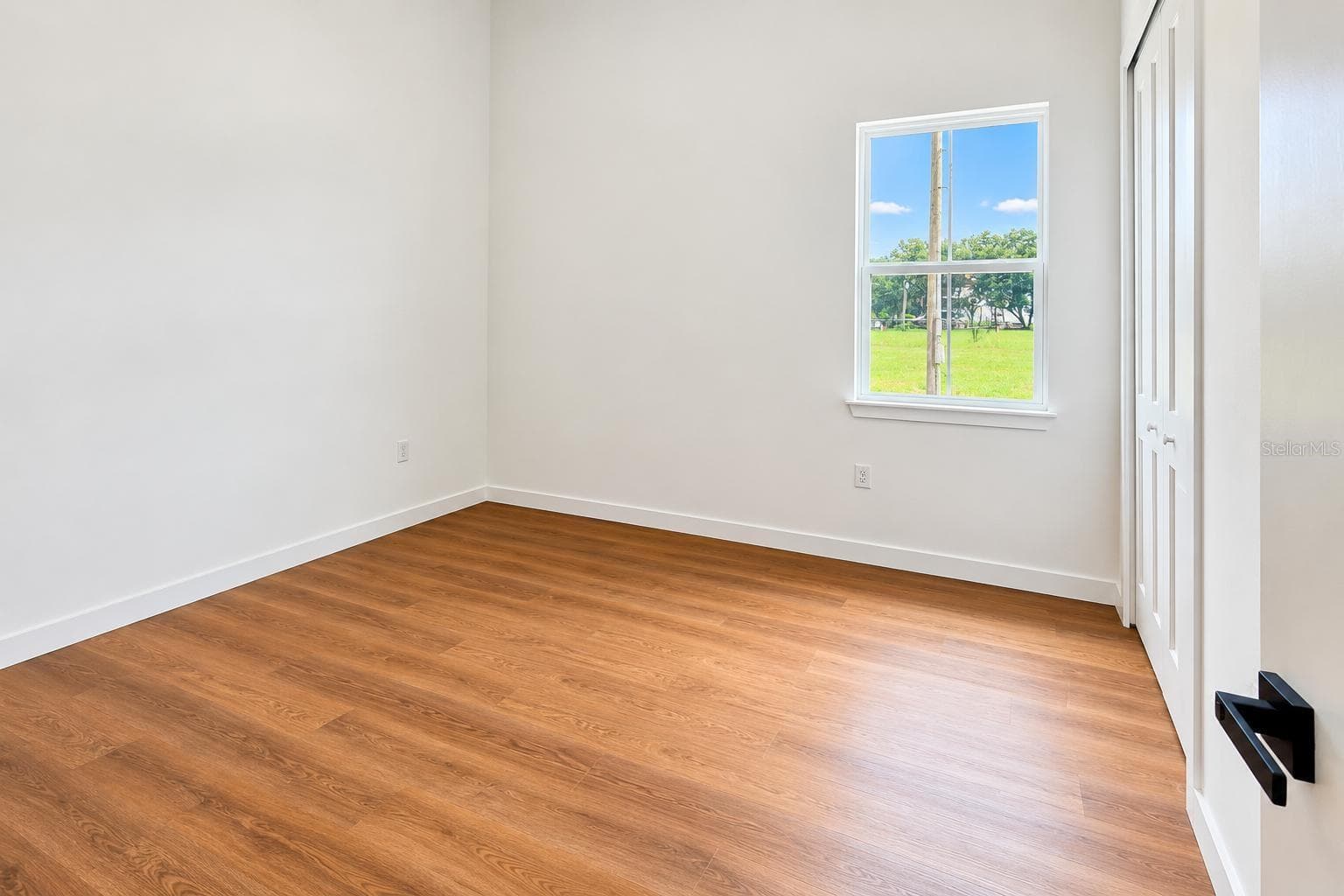 Single Family Residence at 8957 SE 12TH DR, WEBSTER, photo 32 of 52