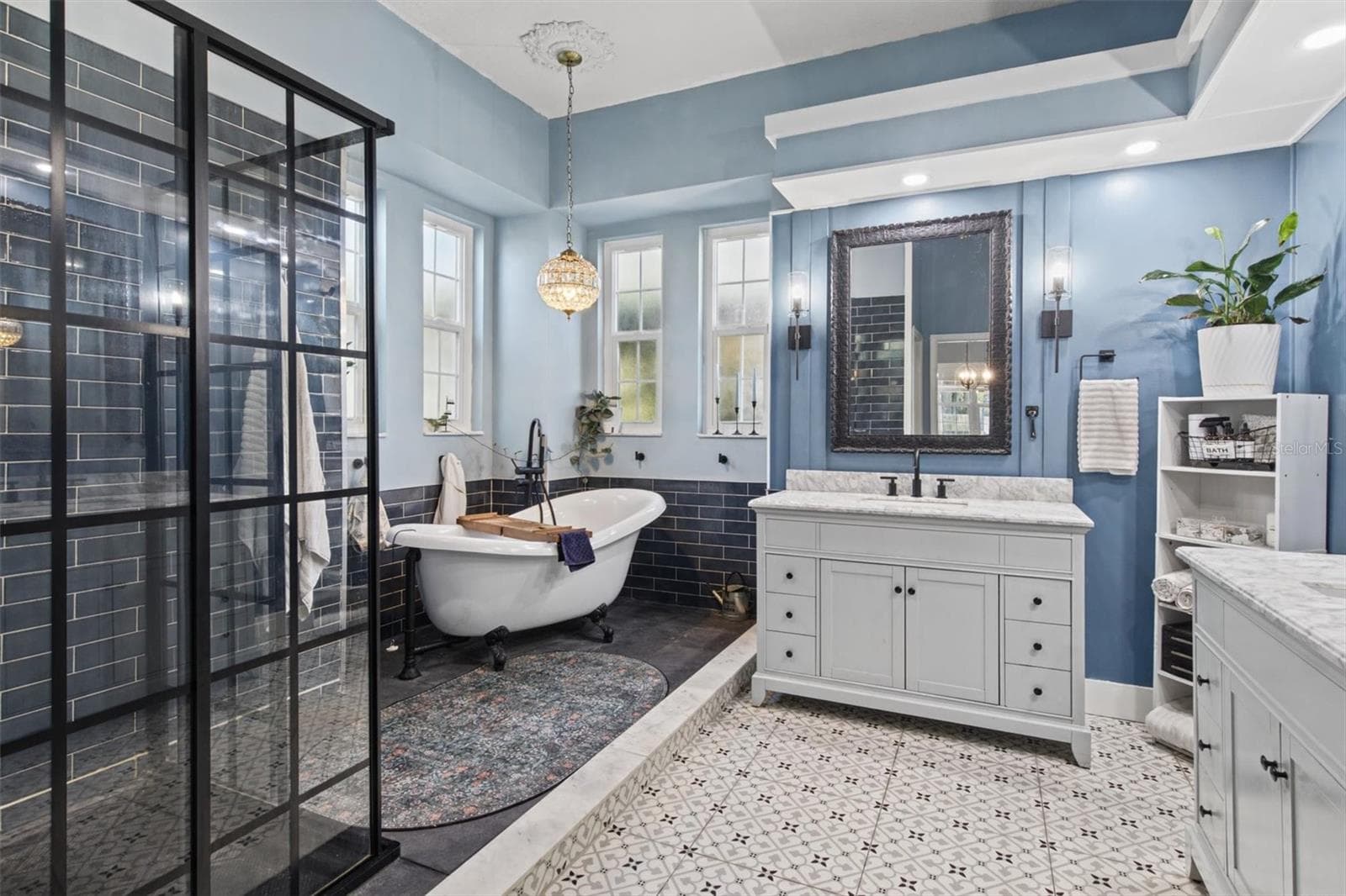 Primary Bathroom - 2809 CHATSWORTH LN, LAKELAND