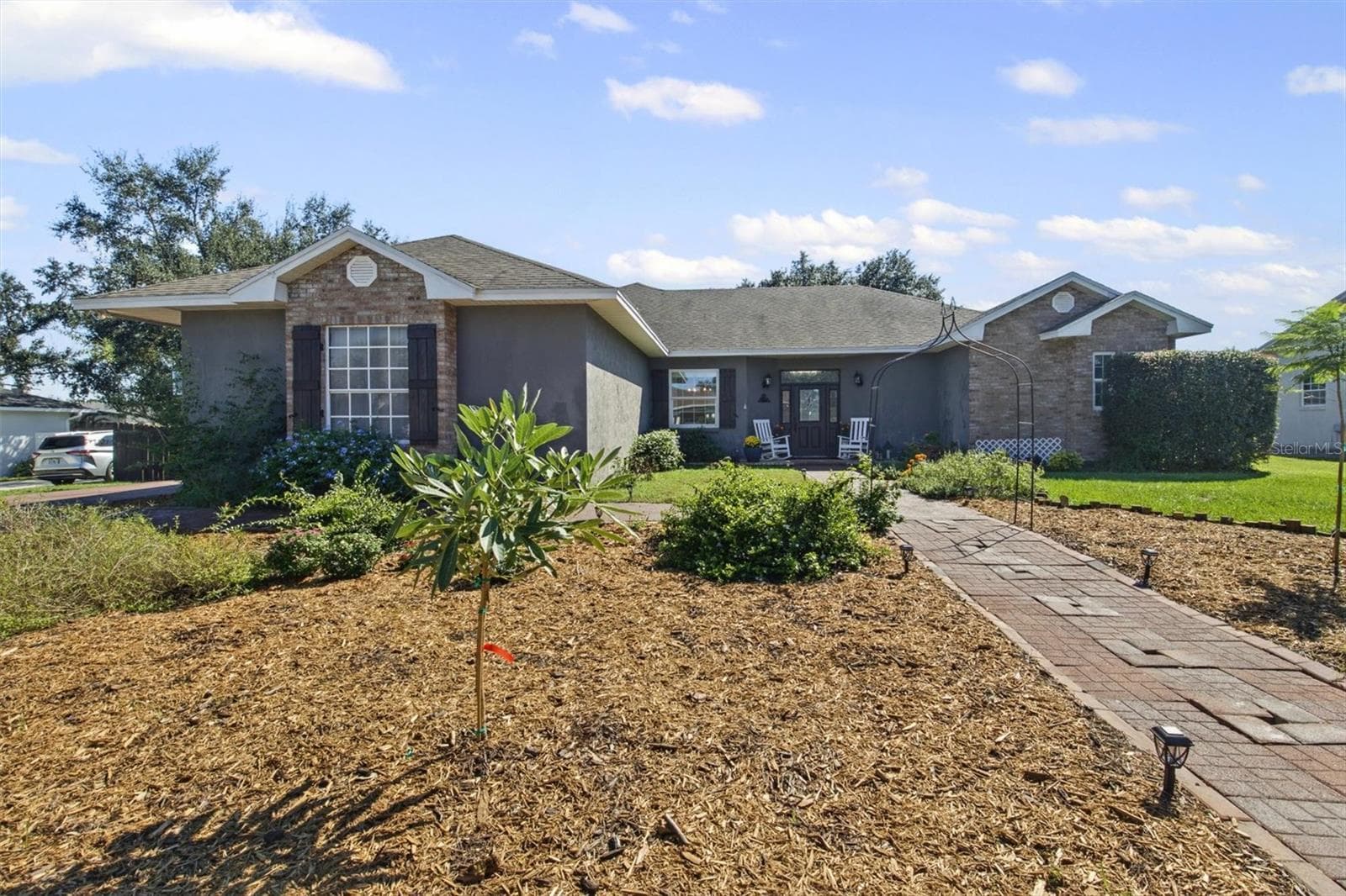 Front of Home - 2809 CHATSWORTH LN, LAKELAND