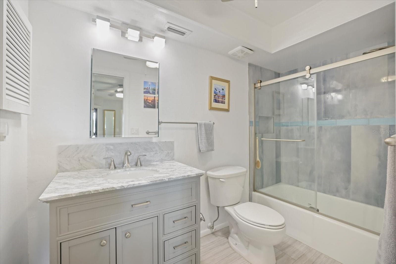 Condominium at 3500 EL CONQUISTADOR PKWY #242, BRADENTON, photo 12 of 35