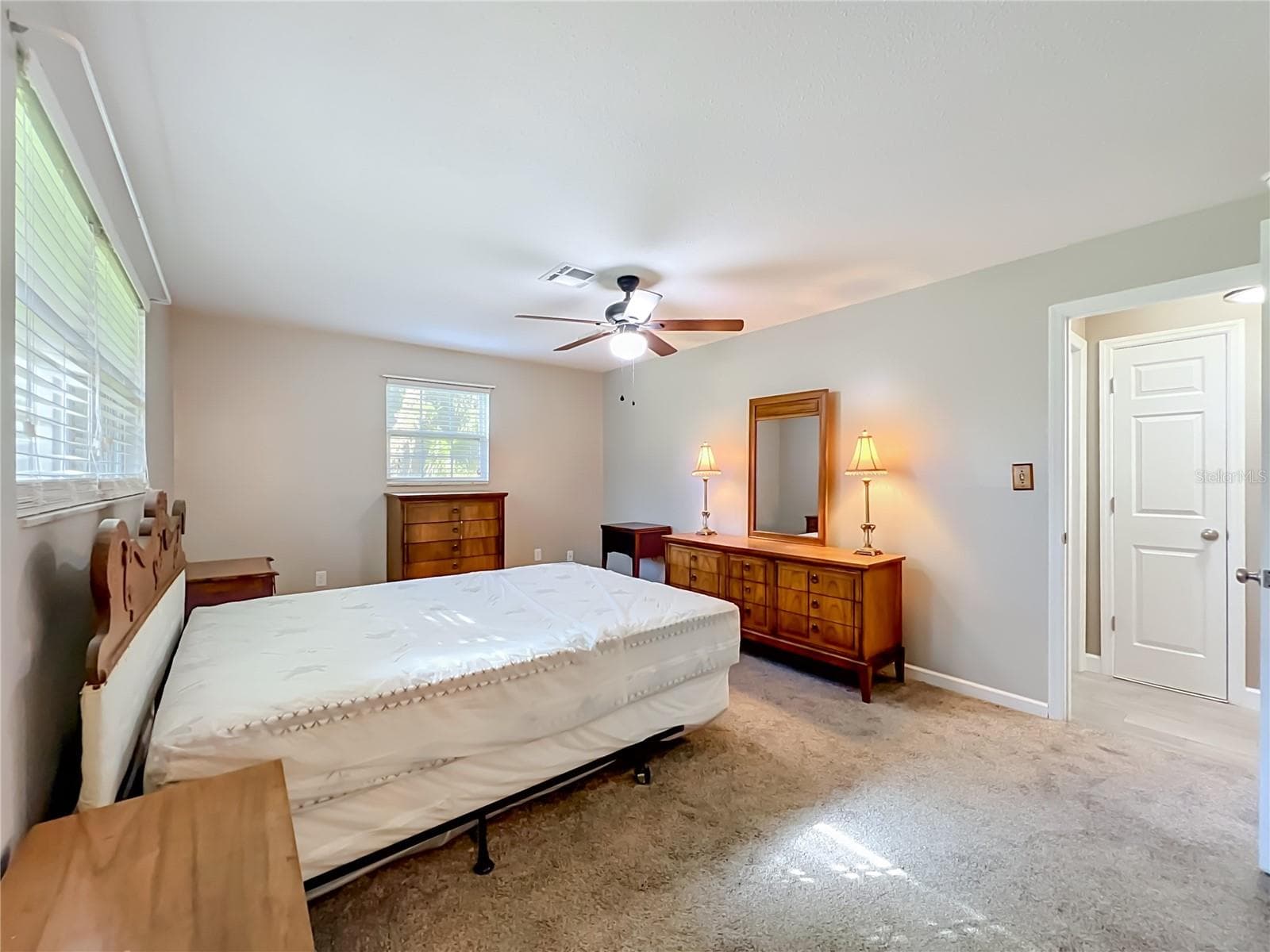 Single Family Residence at 35933 CLEAR LAKE CIR, EUSTIS, photo 33 of 58