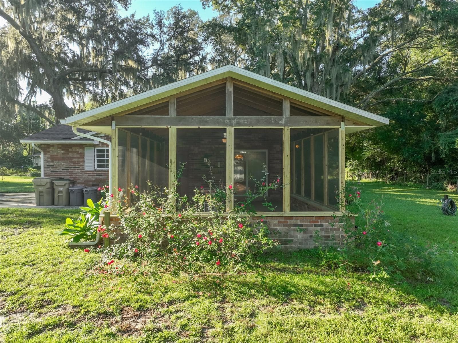 Single Family Residence at 35933 CLEAR LAKE CIR, EUSTIS, photo 48 of 58