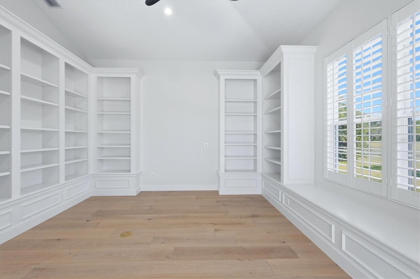 Single Family Residence at 7242 MARLOW PL, UNIVERSITY PARK, photo 36 of 99